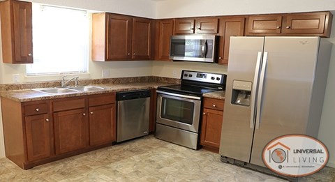 Floor plan for 2 beds, 1 bath, 675 sqft